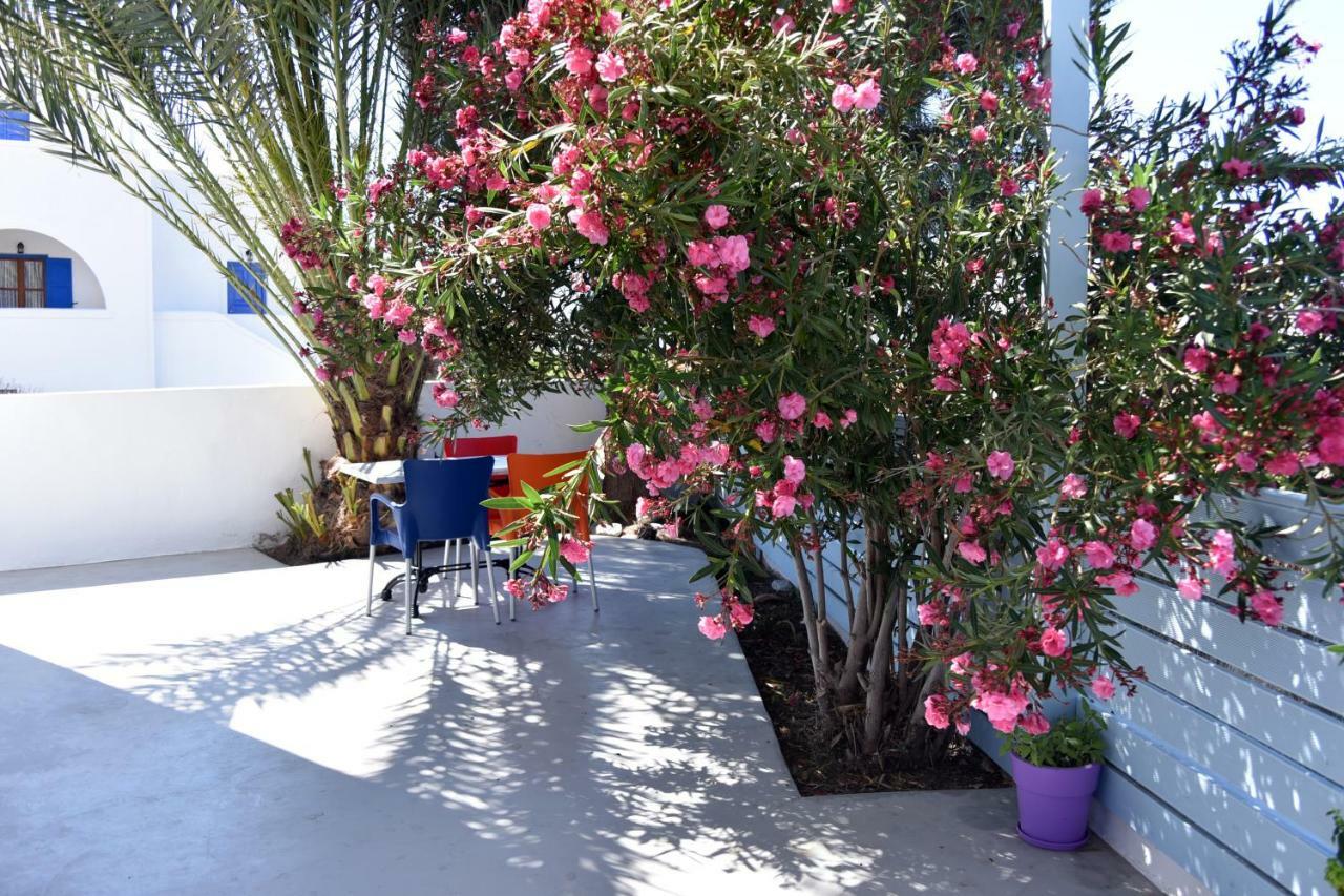 Adelphi Apartments Perissa (Santorini) Exterior foto